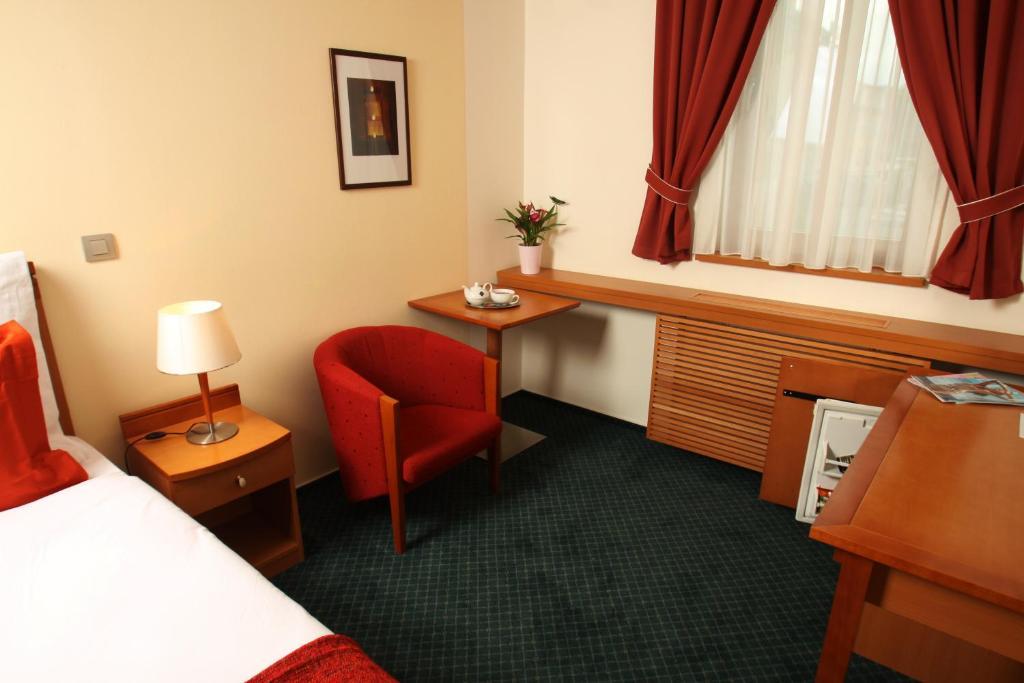 Hotel Slovan Jeseník Zimmer foto
