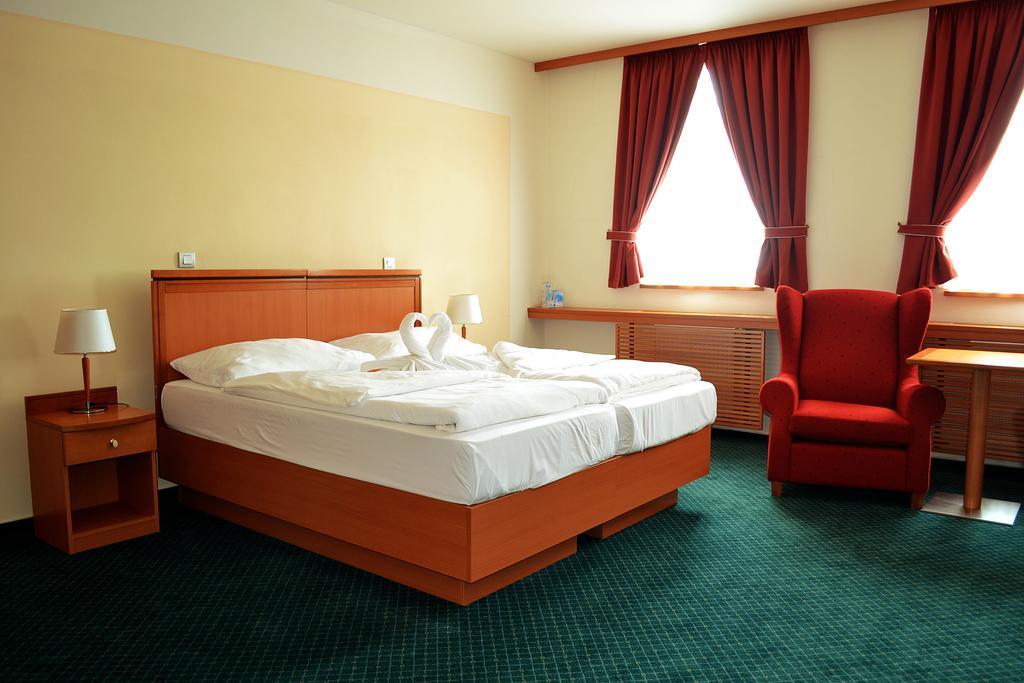 Hotel Slovan Jeseník Exterior foto